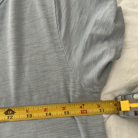 Tasc Reeces Fit Small Lot of 3 T-shirts - Picture 7 of 8